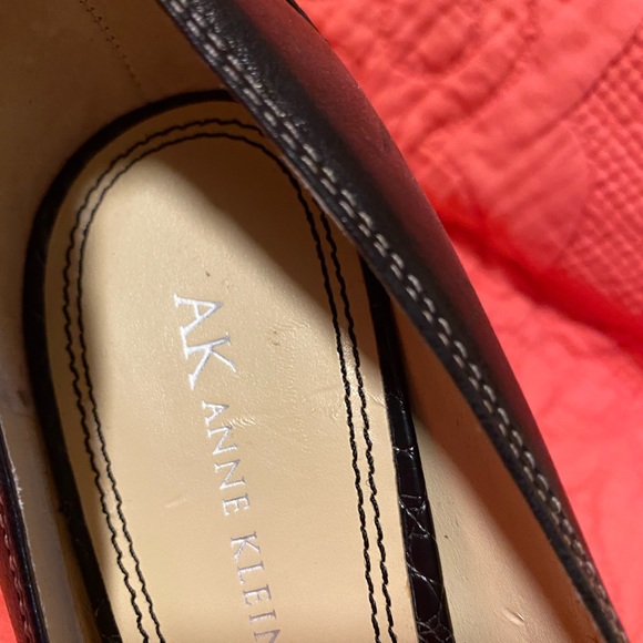 Anne Klein Heels - Picture 2 of 5